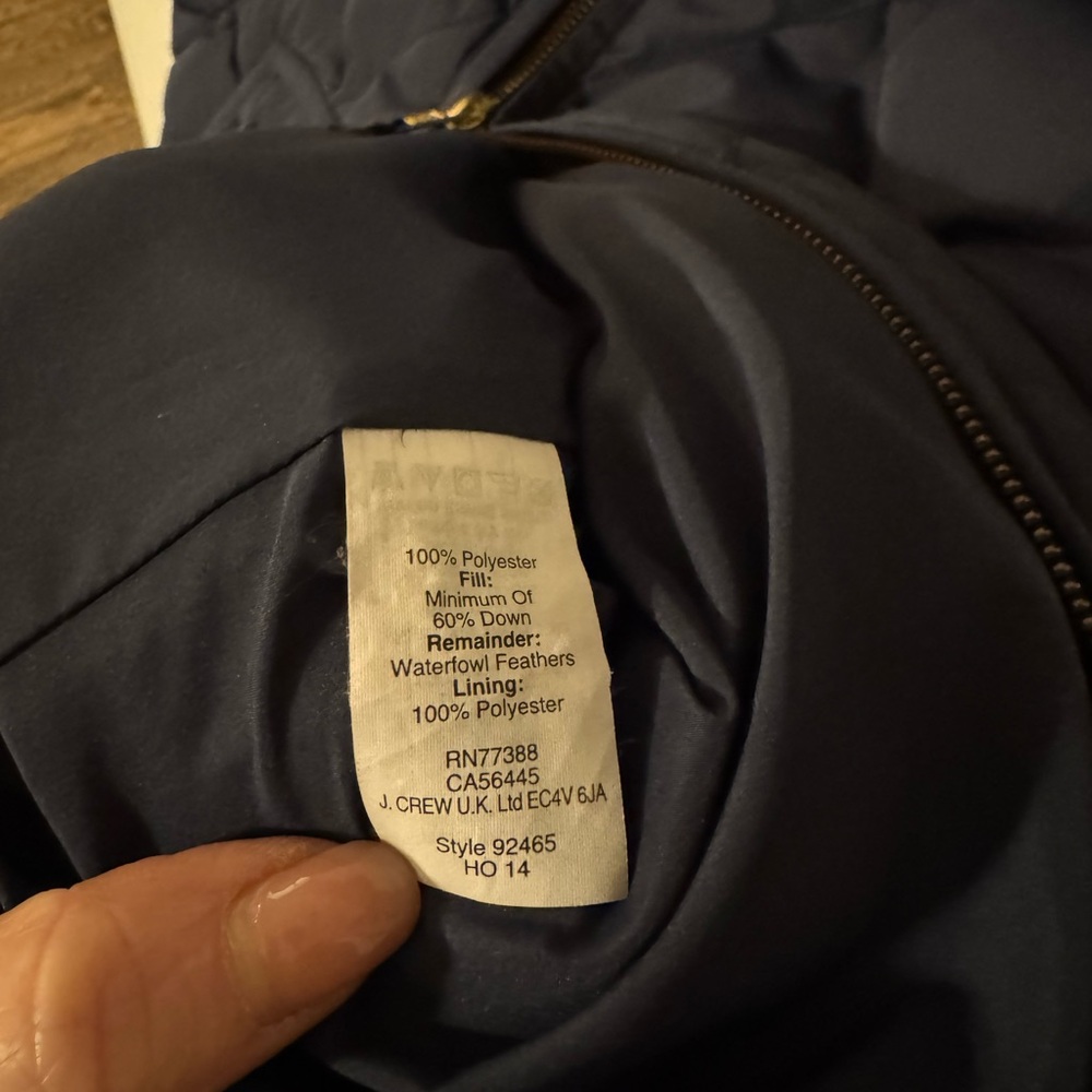 J. Crew Women's Dark Blue Quilted Vest - Picture 6 of 6
